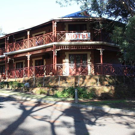 Heritage Country Motel Perth Exterior foto